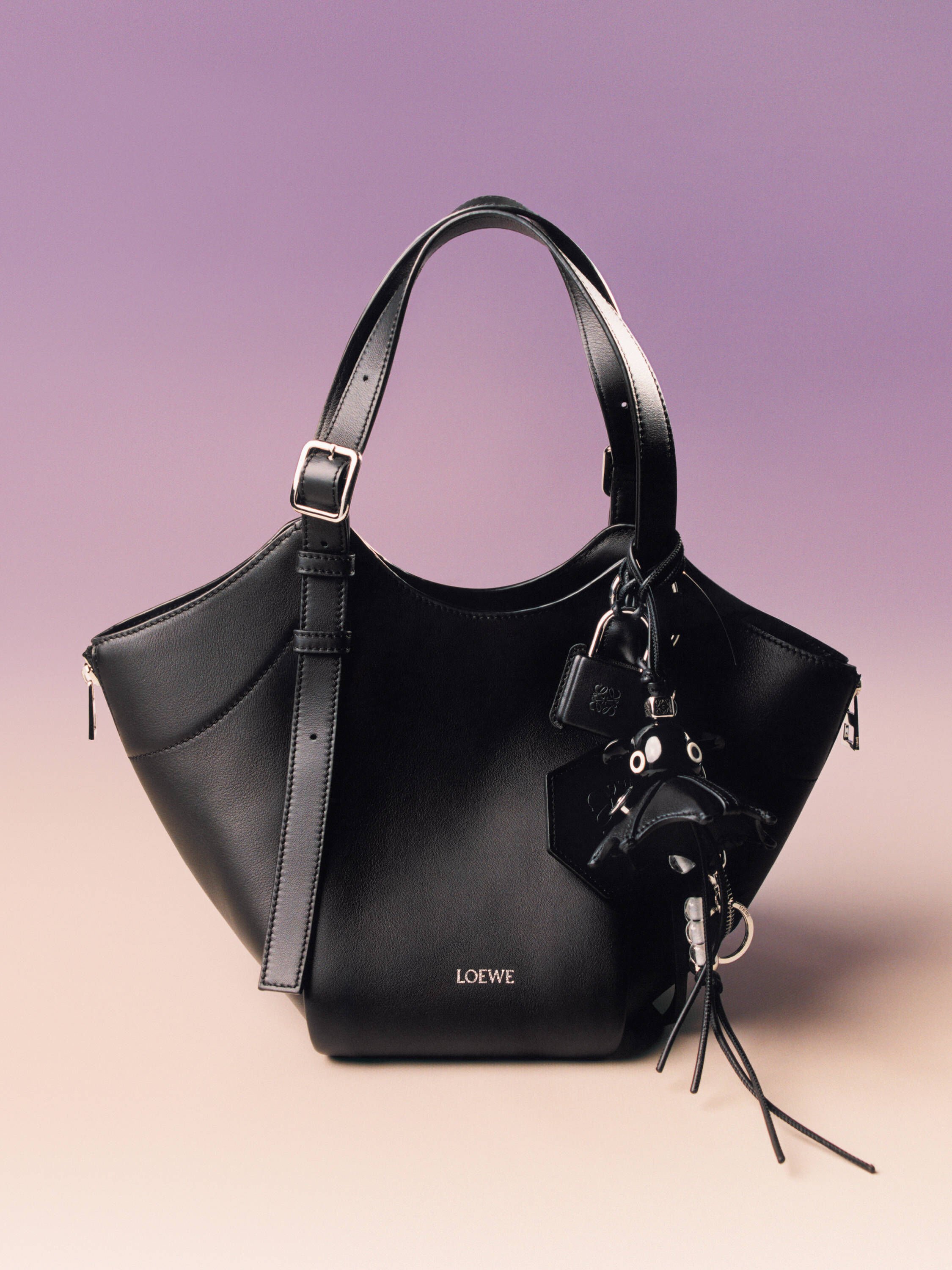 ロエベ公式オンラインストア｜LOEWE - LOEWE